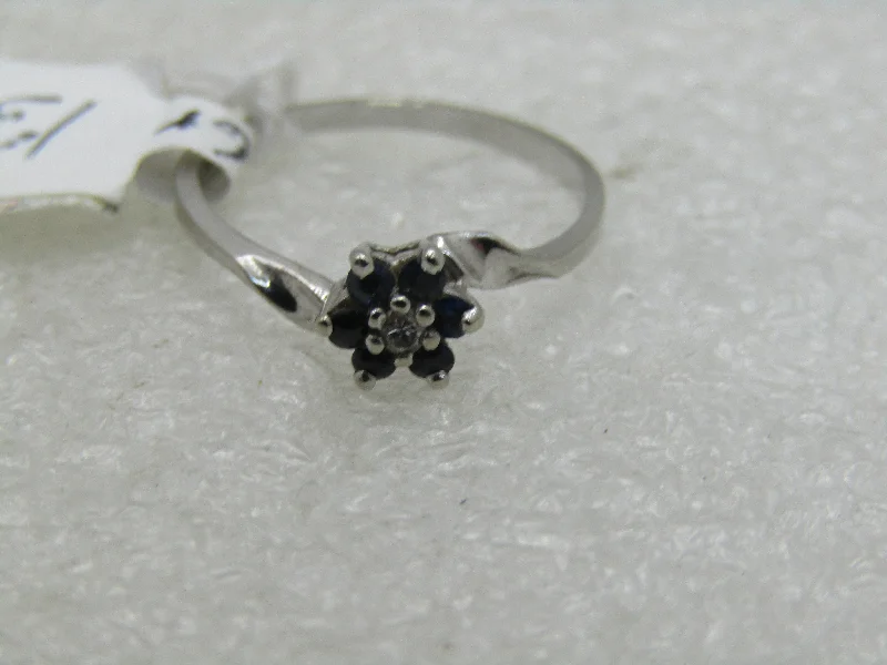 floral engagement rings for women -10kt Sapphire Diamond Blossom Ring, Sz. 6, 1.34 gr.