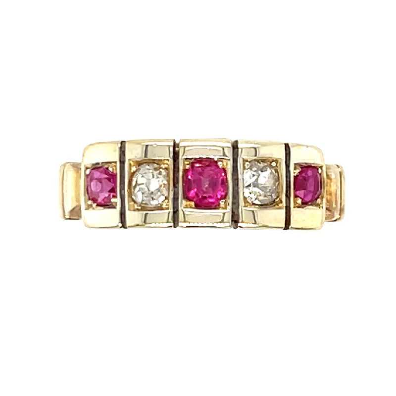 princess-cut engagement rings for women -Ruby & Diamond Gypsy Ring