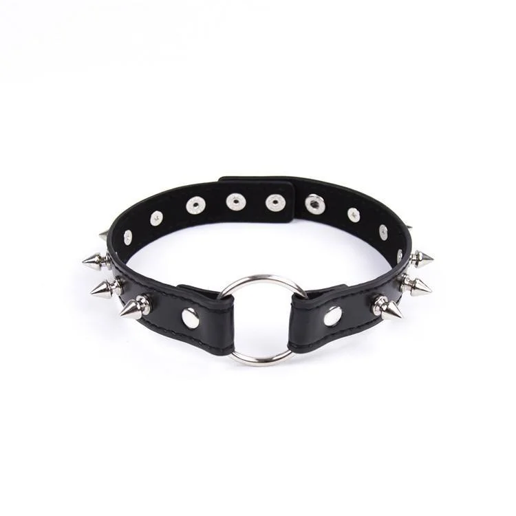 luxury wedding rings for women -Women's Punk O-ring Choker With Rivet