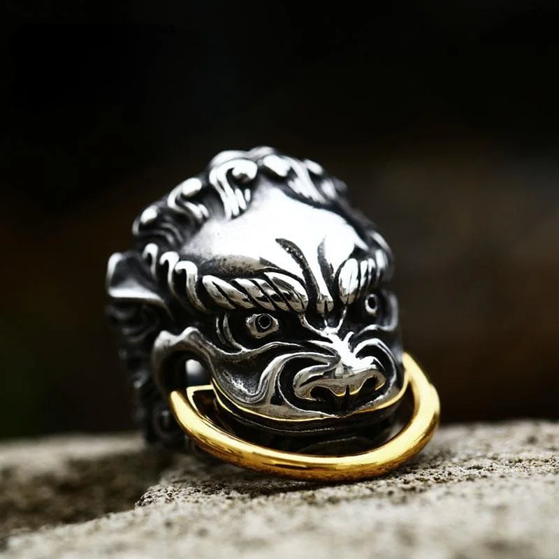 vintage-inspired wedding rings -Men's Punk Gatekeeper Beast Ring