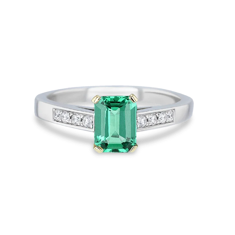 gemstone rings for women -Elegance Emerald Ring