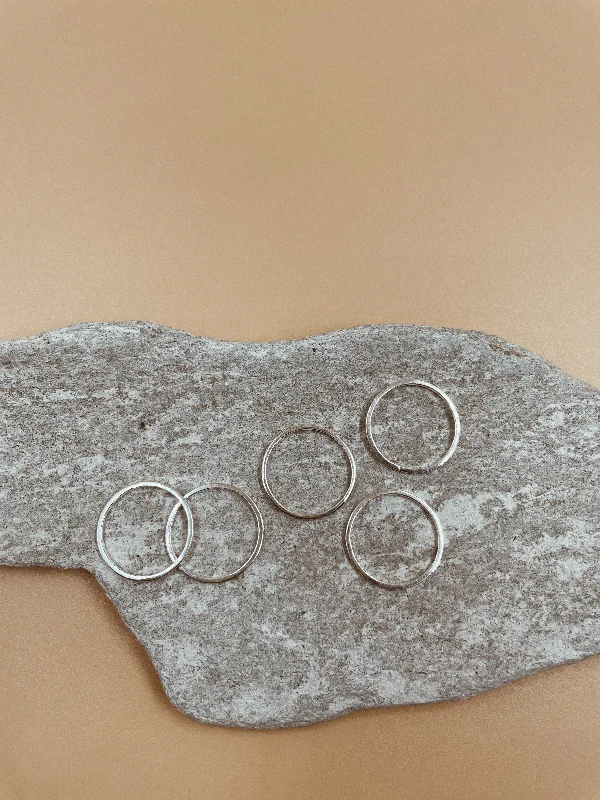 contemporary wedding rings for women -Essential Basic Ring Set of 5 Midi To Thumb in Silver Tone