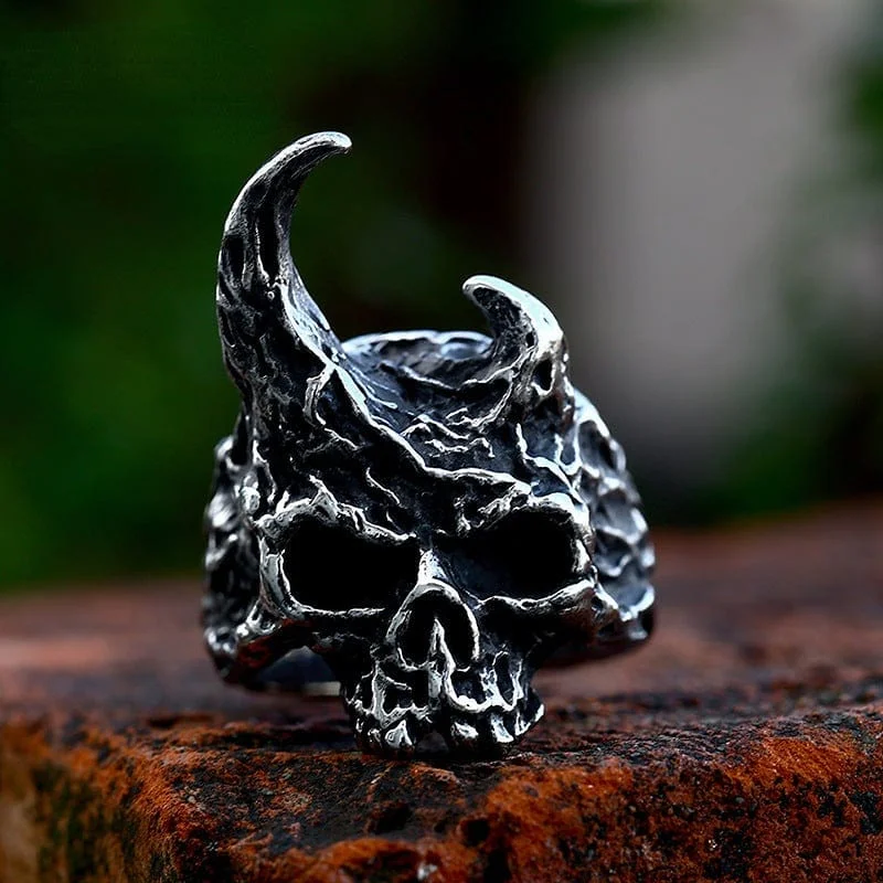 custom wedding bands for women -Men's Punk Horned Skull Ring