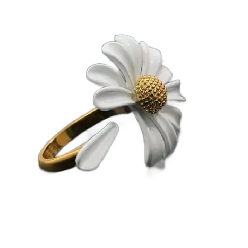 antique-style rings for women -Loves Me- the White and Yellow Daisy Ring